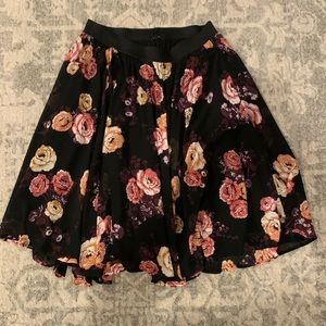 Torrid elastic waist skirt size 1/2